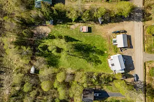107 Washington St, Greenville, ME 04441 - Photo 10