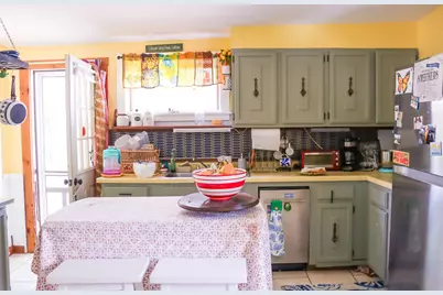 230 Oak Street, Lewiston, ME 04240 - Photo 6