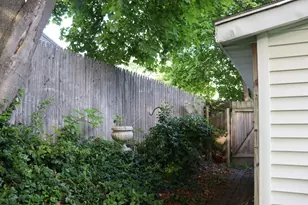 230 Oak St, Lewiston, ME 04240 - Photo 22