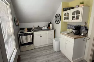 230 Oak St, Lewiston, ME 04240 - Photo 14