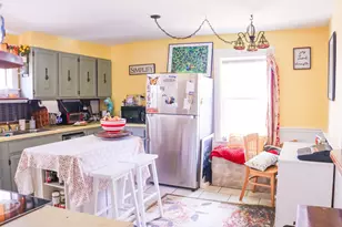 230 Oak St, Lewiston, ME 04240 - Photo 2