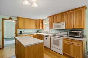 337 Elm St, Limerick, ME 04048 - Photo 12