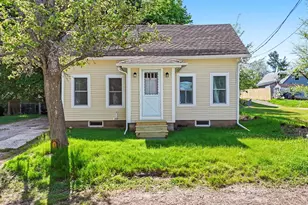 31 Brown St, Kennebunk, ME 04043 - Photo 18