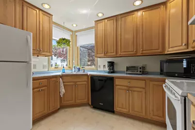 155 Hartley Street, Portland, ME 04103 - Photo 8