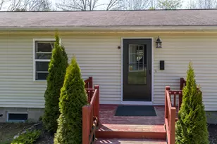 10 Radley Rd, Freeport, ME 04032 - Photo 2
