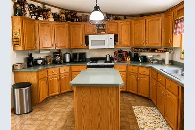 38 Kelly Circle, Sidney, ME 04330 - Photo 8