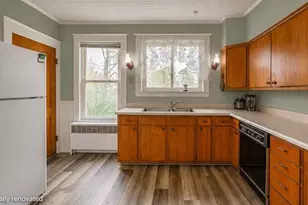 744 Hammond St, Bangor, ME 04401 - Photo 12