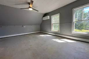 77 Main St, Fairfield, ME 04937 - Photo 16