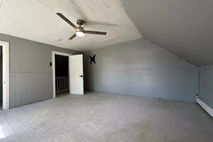 77 Main St, Fairfield, ME 04937 - Photo 18