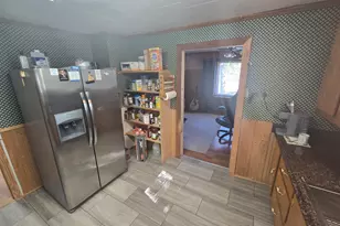 471 W Broadway, Lincoln, ME 04457 - Photo 4