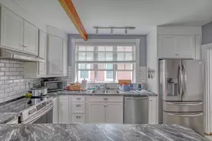 17 Winter St, Waterville, ME 04901 - Photo 8