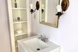 52 Carleton St, Portland, ME 04102 - Photo 32