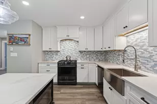 56 Ocean Greens Dr, Saco, ME 04072 - Photo 18