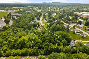 28 Park Ave E, Brewer, ME 04412 - Photo 1