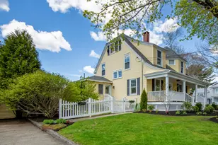 25 Sea St, Camden, ME 04843 - Photo 8