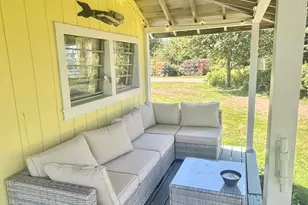 63 York Rd, Vinalhaven, ME 04863 - Photo 2