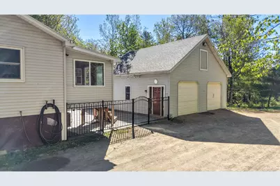 36 Vicki's Way, Milford, ME 04461 - Photo 6