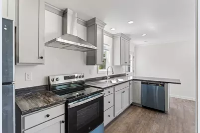 295 Old County Road, Rockland, ME 04841 - Photo 32
