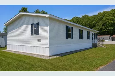 25 Village Drive, Lewiston, ME 04250 - Photo 2