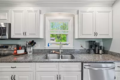 77 Lunt Road, Falmouth, ME 04105 - Photo 6
