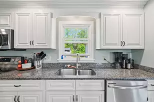 77 Lunt Rd, Falmouth, ME 04105 - Photo 6