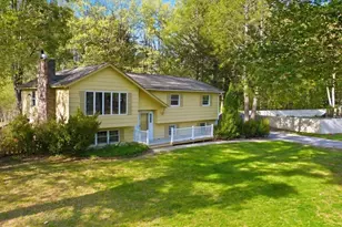 25 Forbes Ln, Windham, ME 04062 - Photo 2