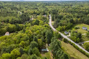 76 Hubbard Rd, Berwick, ME 03901 - Photo 2