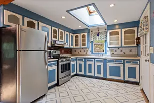 47 Margaret St, Naples, ME 04055 - Photo 8