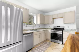 84 Old Harbor Rd, Vinalhaven, ME 04863 - Photo 8