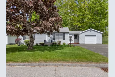 28 Saint Patrick Avenue, Lewiston, ME 04240 - Photo 10