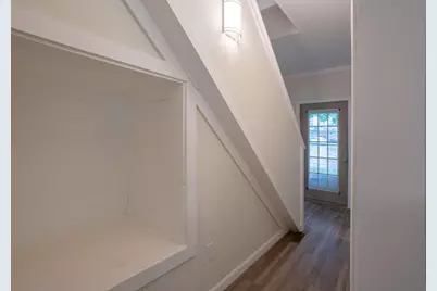 172 Highland Avenue, Gardiner, ME 04345 - Photo 10