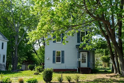 172 Highland Avenue, Gardiner, ME 04345 - Photo 2