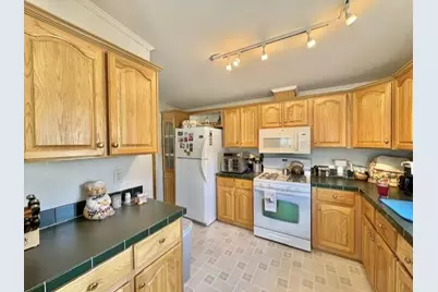 8 Windsor Drive, Alfred, ME 04002 - Photo 8
