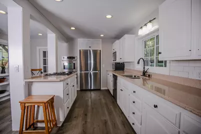 11 Old Western Avenue, Winthrop, ME 04364 - Photo 12