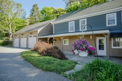 11 Old Western Avenue, Winthrop, ME 04364 - Photo 8