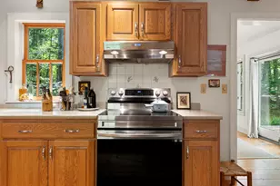 26 Stone Bridge Cir, Newcastle, ME 04553 - Photo 8