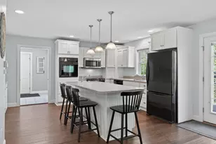 25 Hillview Ln, Lewiston, ME 04240 - Photo 12
