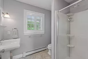 25 Hillview Ln, Lewiston, ME 04240 - Photo 20