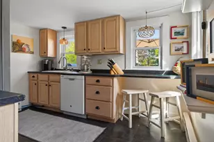 114 Mile Stretch Rd, Biddeford, ME 04005 - Photo 32
