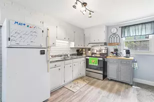 82 Oak Hill Rd, Otisfield, ME 04270 - Photo 2