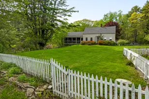 367 East Side Rd, Boothbay, ME 04571 - Photo 2