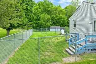 2525 W River Rd, Sidney, ME 04330 - Photo 38
