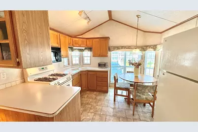 27 Go Camping Way #280, Old Orchard Beach, ME 04064 - Photo 8