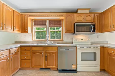 252 Blackberry Hill Road, Berwick, ME 03901 - Photo 12