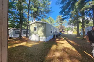 39 Franklin Pkwy, Brunswick, ME 04011 - Photo 4