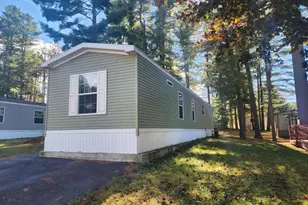 39 Franklin Pkwy, Brunswick, ME 04011 - Photo 2