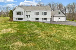 52 Alfalfa Rd, Sidney, ME 04330 - Photo 2