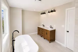 136 Tenny Hill Rd, Raymond, ME 04071 - Photo 6
