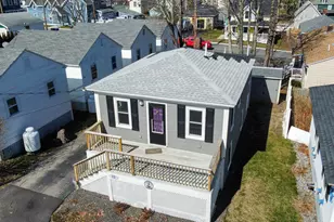 32 Fern Ave, Old Orchard Beach, ME 04064 - Photo 4