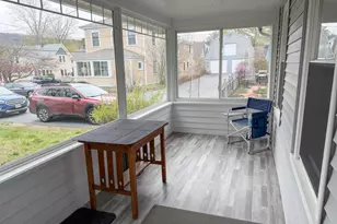29 Pleasant St, Bar Harbor, ME 04609 - Photo 4